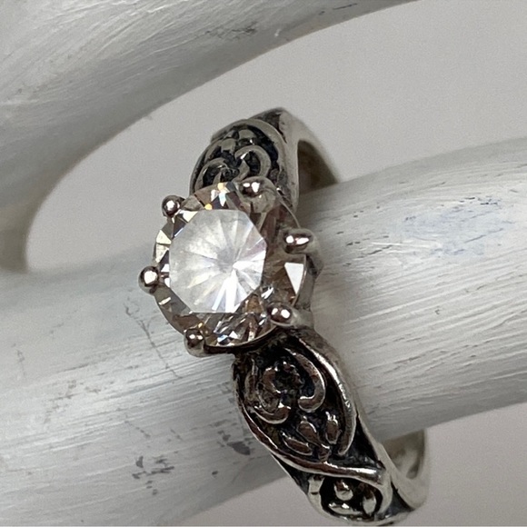 Cubic zirconia faceted solitaire 925 sterling silver filigree ring - Picture 6 of 8